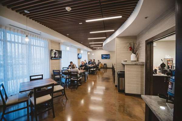 Amenities - Best Western Plus Lakeview Hotel Madison