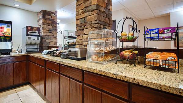 Amenities - SureStay Plus Hotel by Best Western Coffeyville