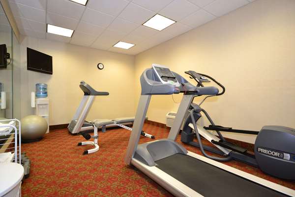 Fitness/ Exercise Room - SureStay Plus Hotel by Best Western Coffeyville