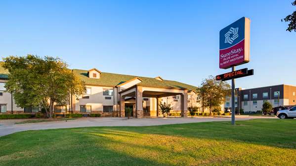 Exterior view - SureStay Plus Hotel by Best Western Coffeyville