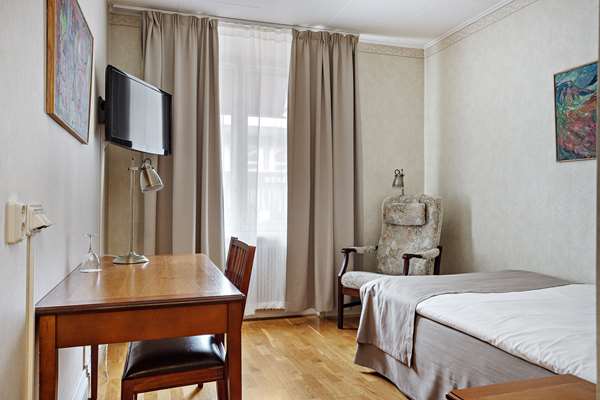 1 Single Bed, Non-Smoking, Standard Room, Free Internet, Full Breakfast