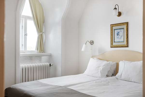 1 Double Bed, Non-Smoking, Standard Room, Work Desk, Wi-Fi, Hairdryer, Full Breakfast
