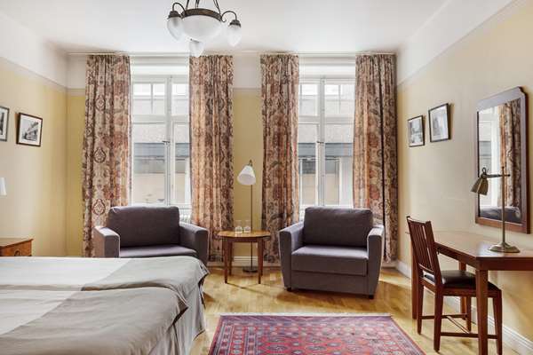 2 Single Beds, Non-Smoking, Superior Room, Free Internet, Full Breakfast