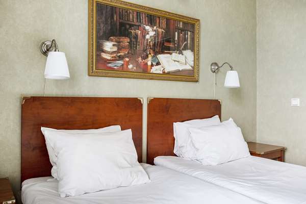 2 Single Beds, Non-Smoking, Standard Room, Free Internet, Full Breakfast