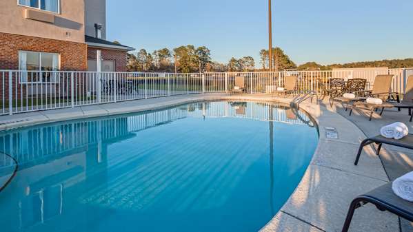 Pool - Best Western Dothan Inn