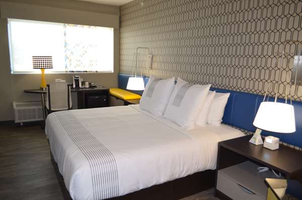  - GLo Best Western Catoosa Hotel - I-44, Exit 240