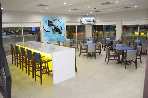 Amenities - GLo Best Western Catoosa Hotel - I-44, Exit 240