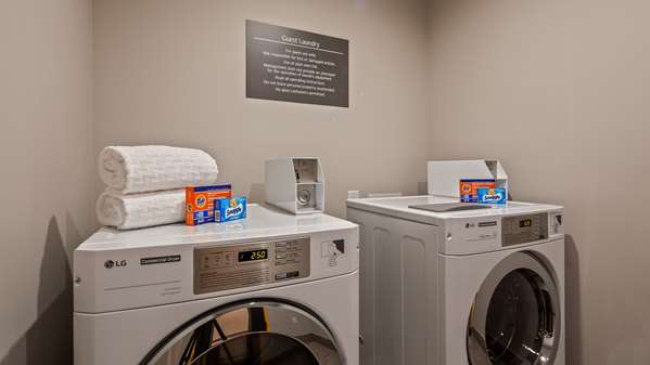 Amenities - GLo Best Western Catoosa Hotel - I-44, Exit 240