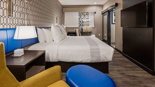  - GLo Best Western Catoosa Hotel - I-44, Exit 240