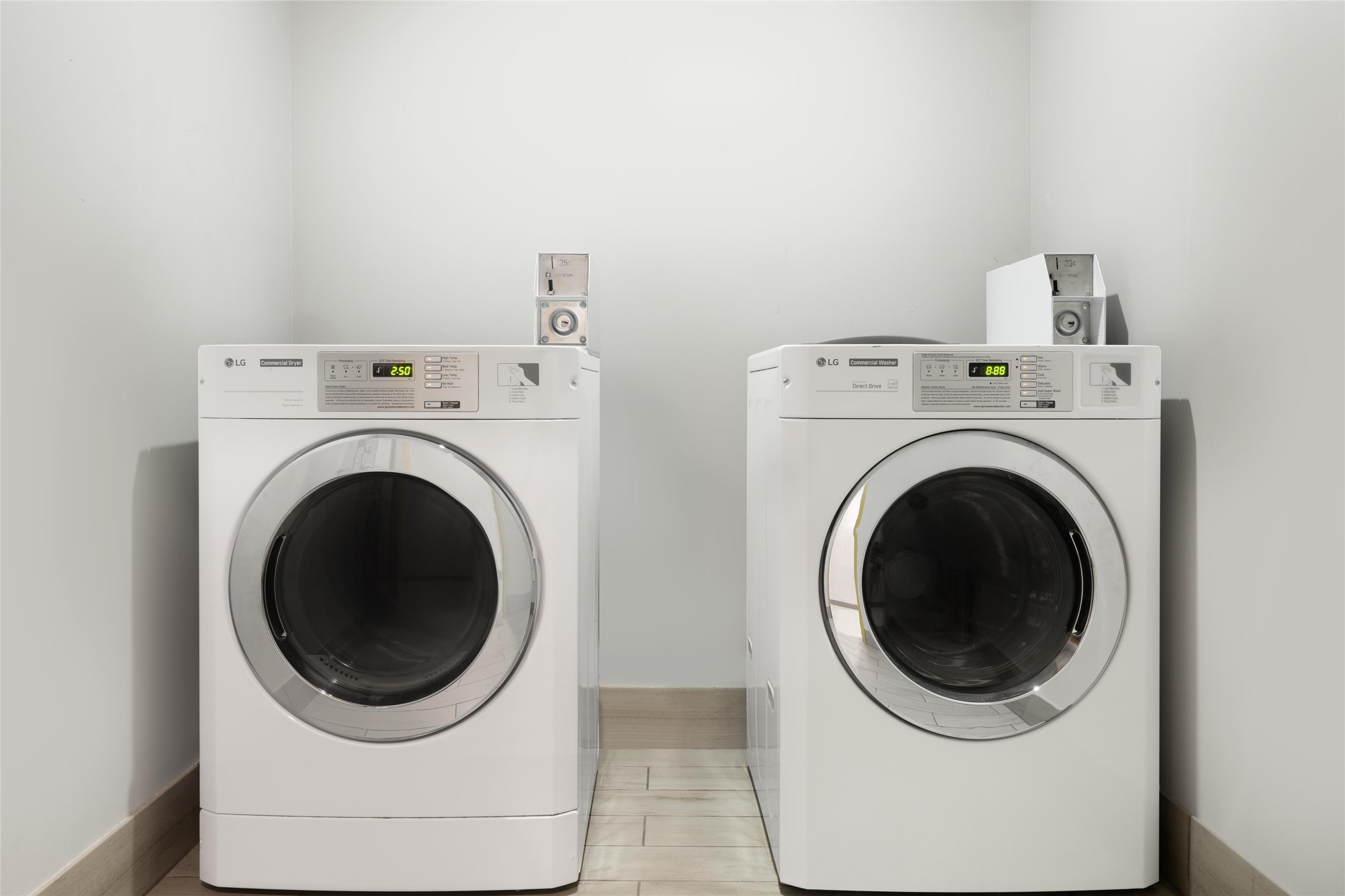 Guest Laundry | GLō Best Western Tulsa East Route 66