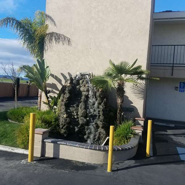 Exterior view - SureStay Hotel by Best Western Hollister