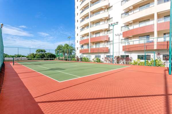 On-Site,Property Amenity,Recreation,Tennis,Sports Courts/Fields