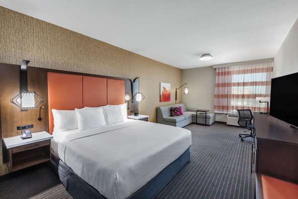  - La Quinta Inn & Suites Channelview - I-10, Exit 784