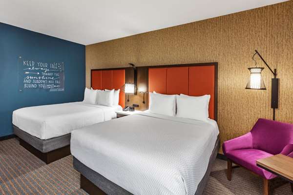  - La Quinta Inn & Suites Channelview - I-10, Exit 784