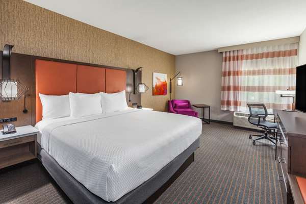  - La Quinta Inn & Suites Channelview - I-10, Exit 784