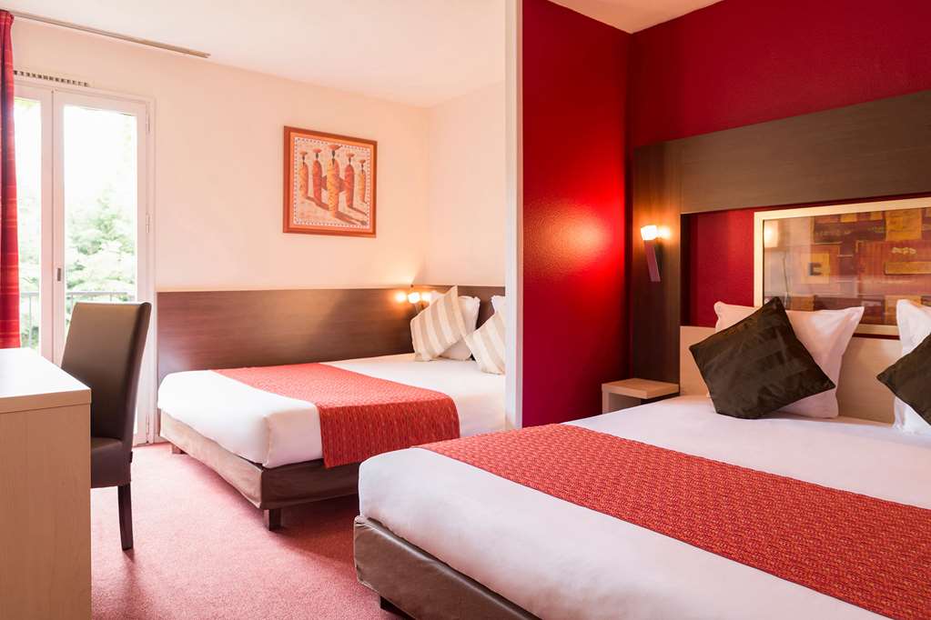 THE ORIGINALS CITY, HOTEL LA SIESTA-guestroom-Guest Room,On-Site.jpg