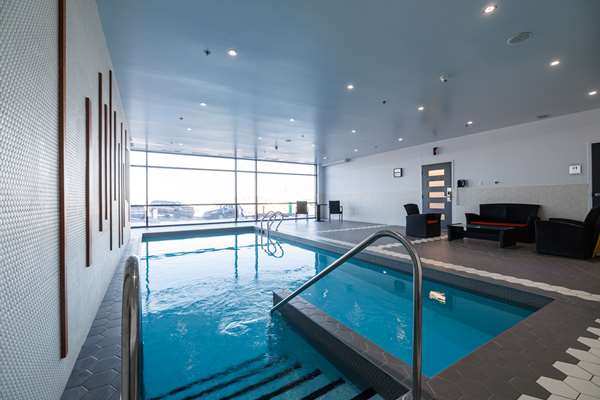 Pool - Hotel Levesque Riviere du Loup