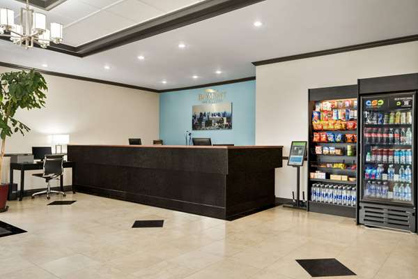  - Baymont Inn & Suites Monterey Park - CA 60, Exit 6