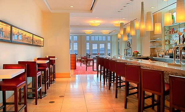 Bar - InterContinental Clement Hotel Monterey