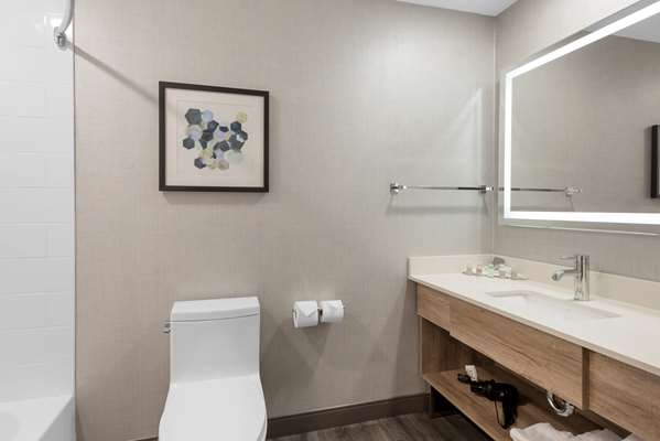  - Best Western Premier Executive Residency Medicine Hat