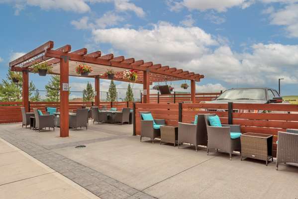  - Best Western Premier Executive Residency Medicine Hat