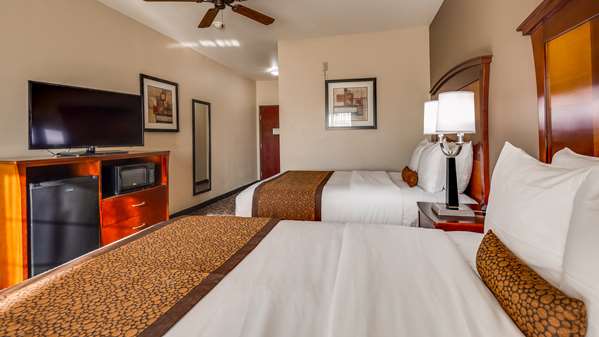  - Best Western Carthage Inn & Suites