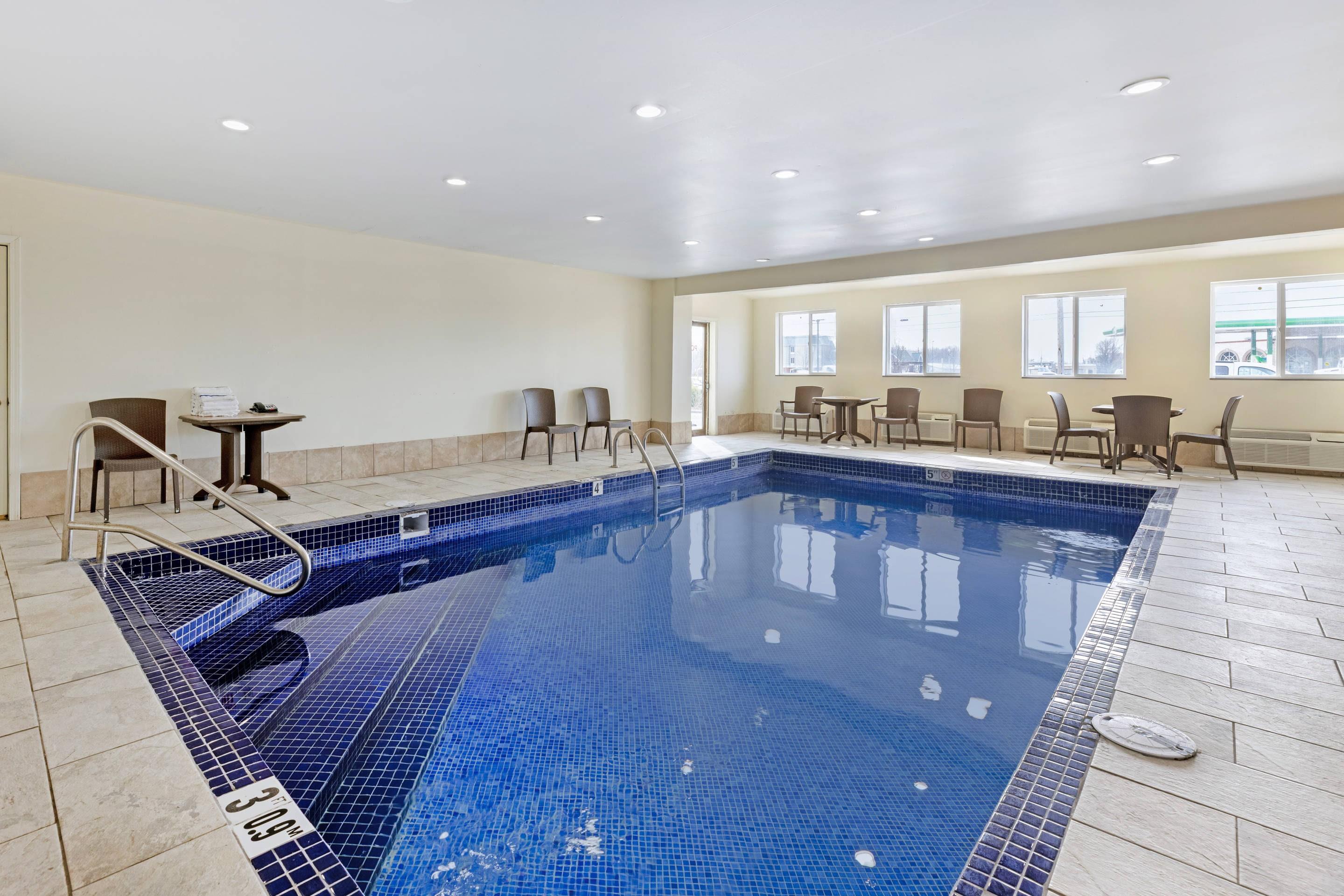 Indoor heated pool | Comfort Inn & Suites Michigan City