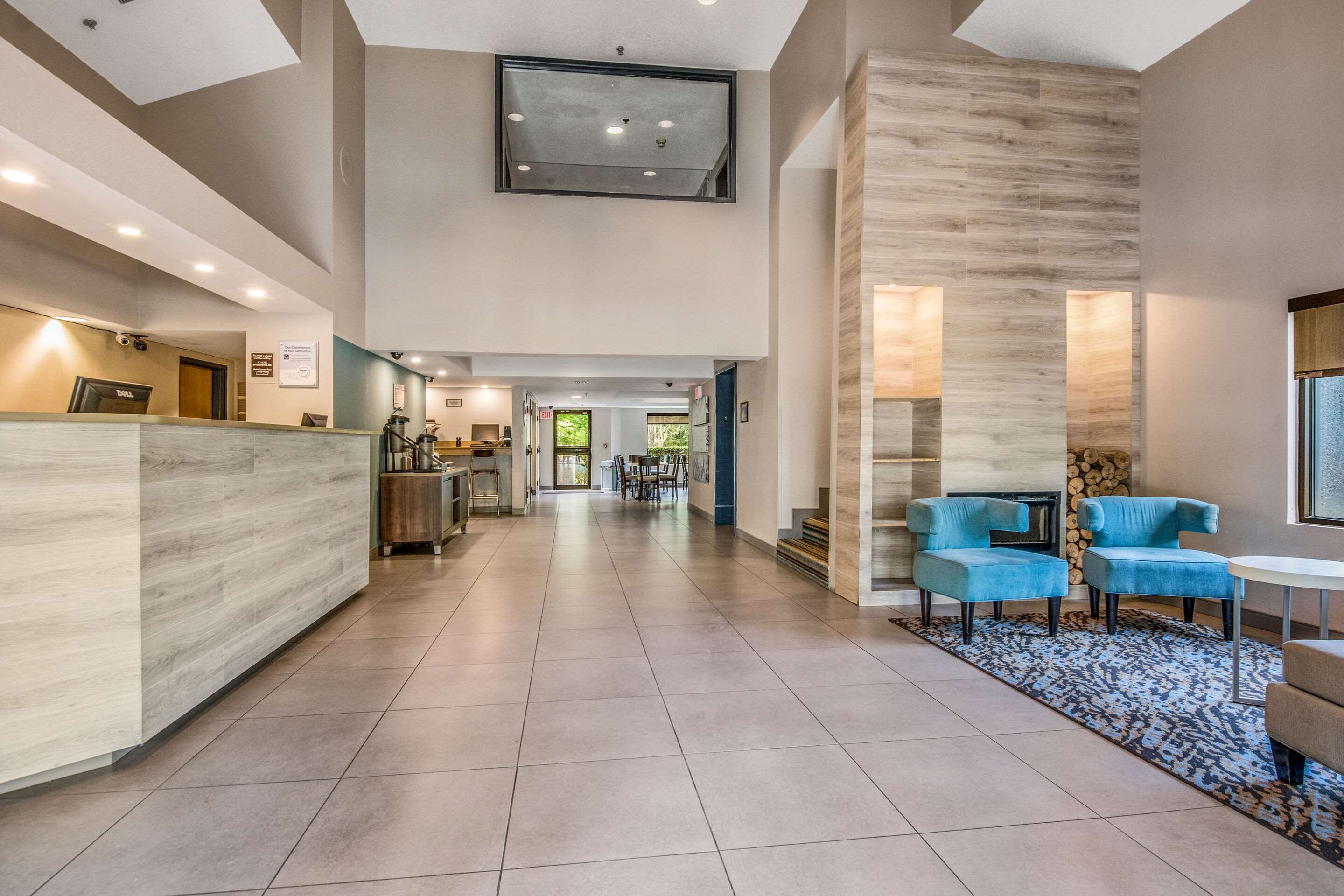 Spacious lobby with sitting area