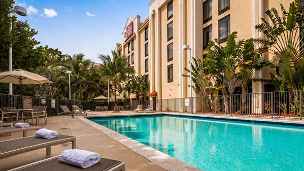 Pool - Best Western Plus Kendall Hotel & Suites - FL Turnpike, Exit 20