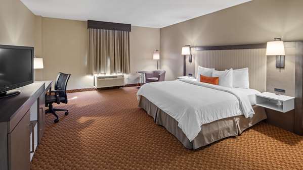  - Best Western Plus Kendall Hotel & Suites - FL Turnpike, Exit 20