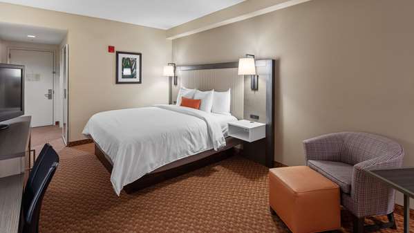  - Best Western Plus Kendall Hotel & Suites - FL Turnpike, Exit 20