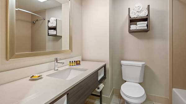  - Best Western Plus Kendall Hotel & Suites - FL Turnpike, Exit 20