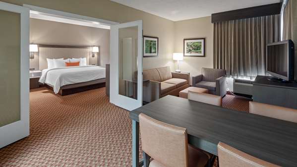 Suite - Best Western Plus Kendall Hotel & Suites - FL Turnpike, Exit 20