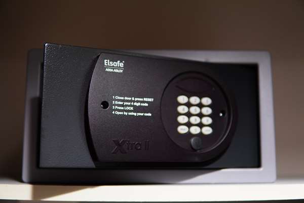  - Best Western Plus Stoneridge Inn & Suites London