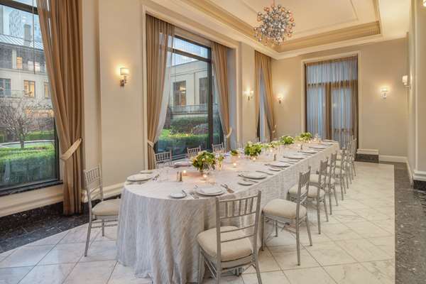 Restaurant - Waldorf Astoria Hotel Buckhead Atlanta