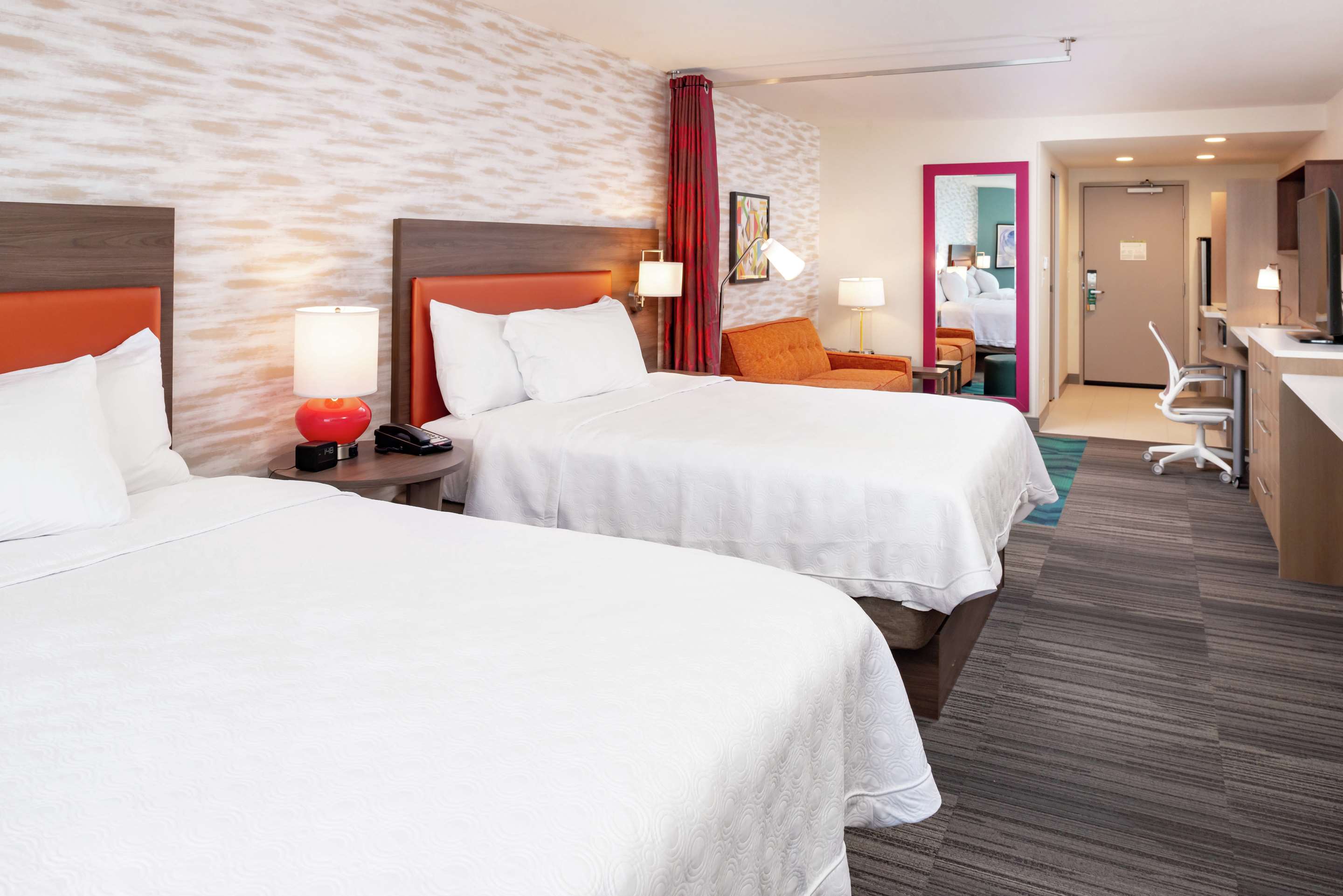 Guest room