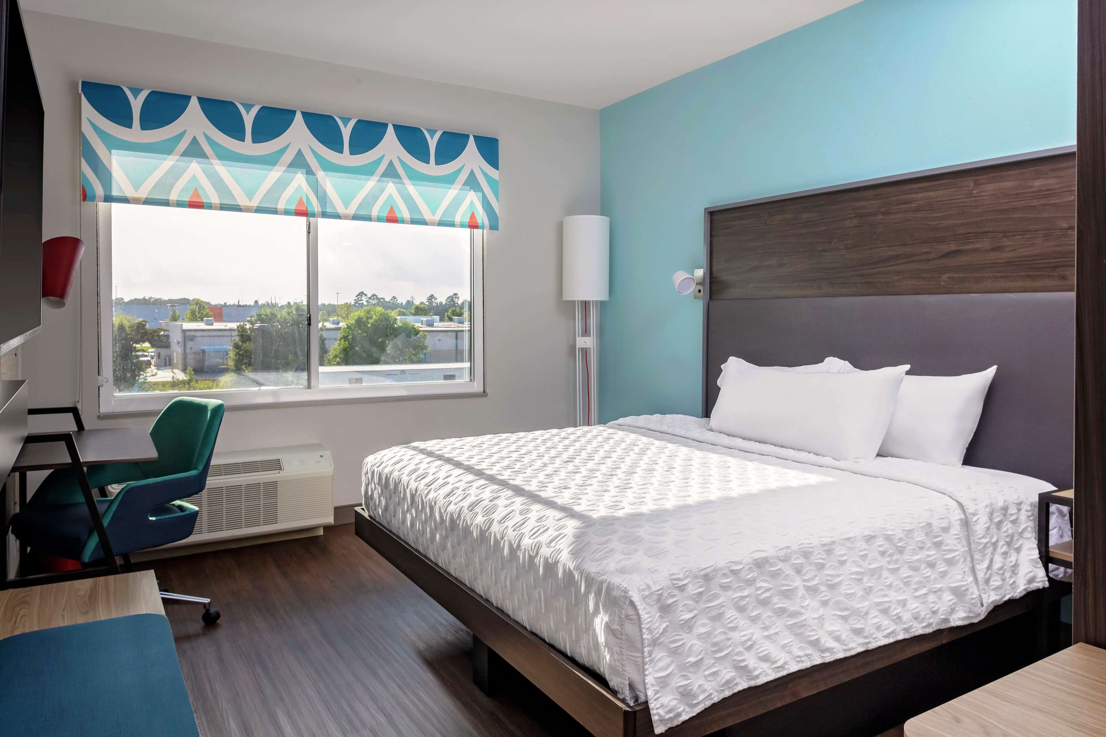 TRU By Hilton Crossett Room Type - 1 KING ACC RM W BATHTUB