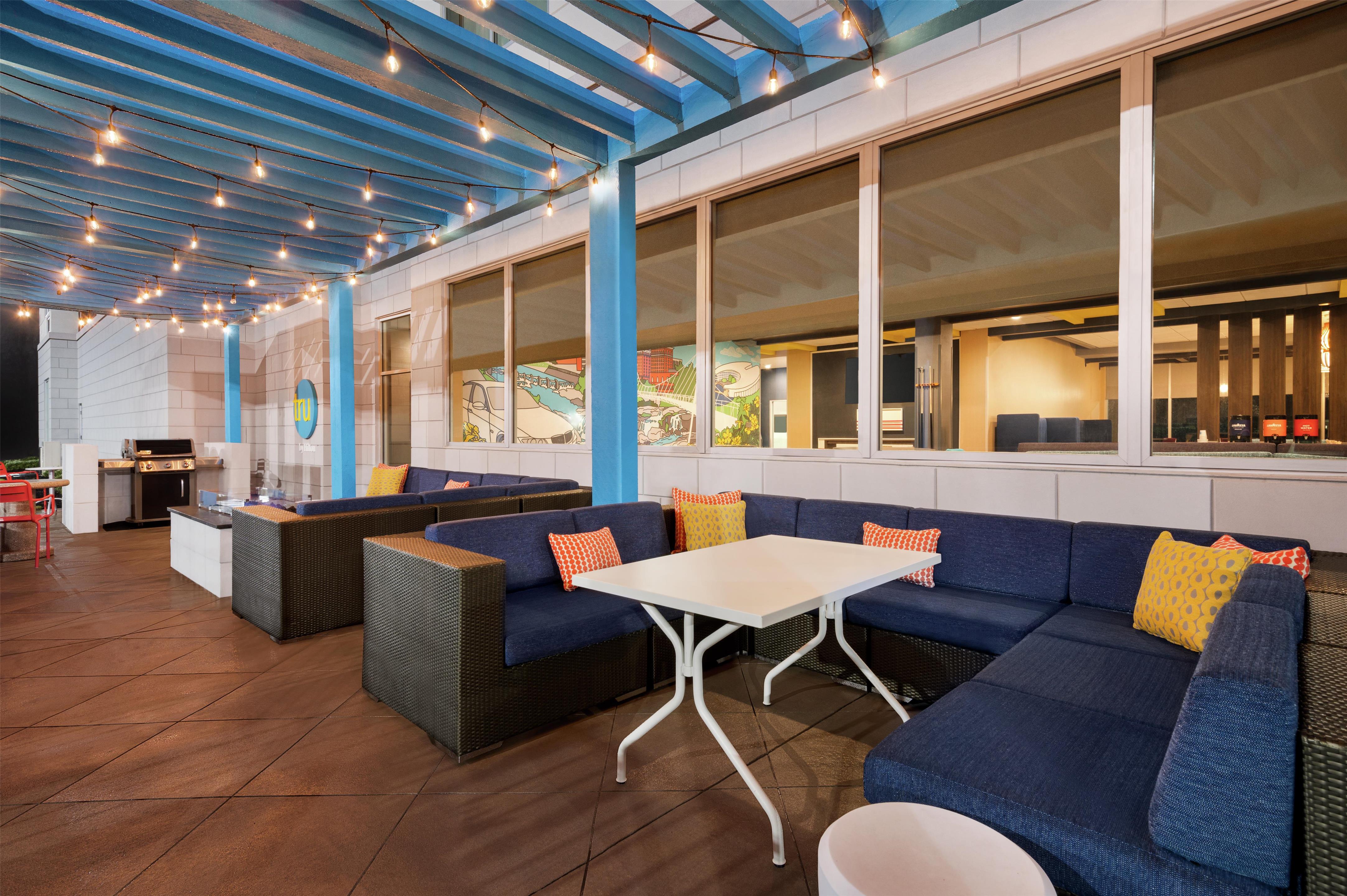 Restaurant | Tru by Hilton Greenville Woodruff Road