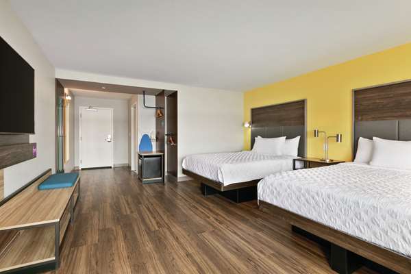  - Tru by Hilton Hotel Sebring