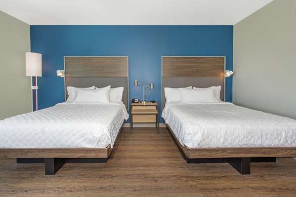  - Tru by Hilton Hotel Midvale