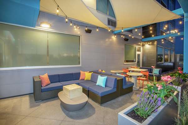 Exterior view - Tru by Hilton Hotel Midvale