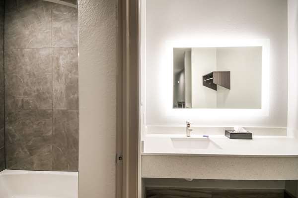  - Americas Best Value Inn Northeast Houston