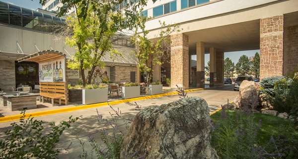 Exterior view - Rushmore Hotel & Suites Rapid City