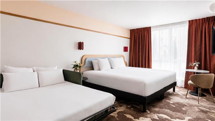 HÔTEL KYRIAD LYON EST - Stadium - Eurexpo