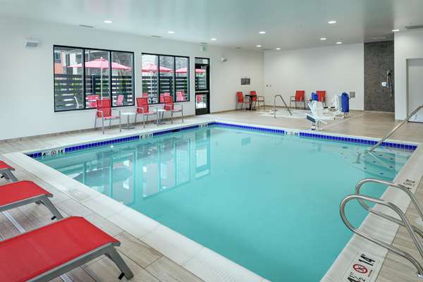 Pool - Hilton Garden Inn Wenatchee