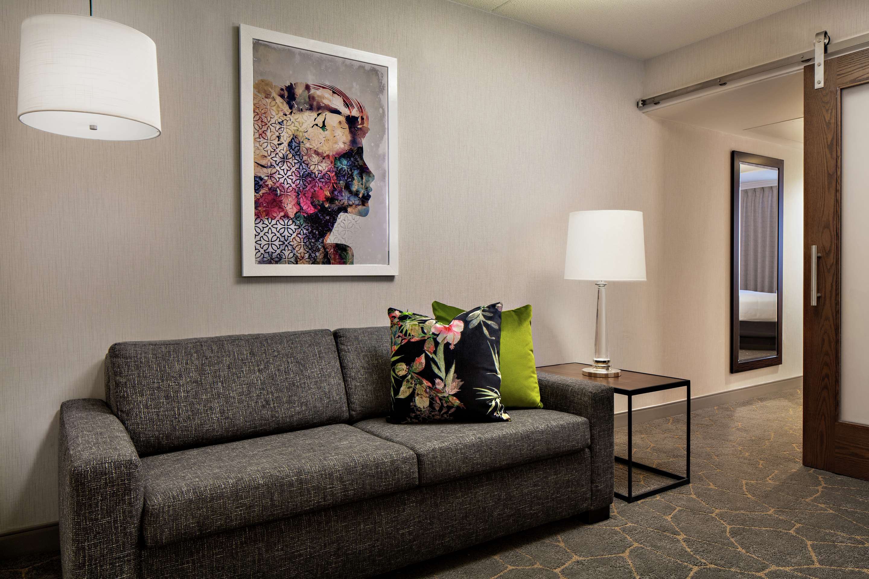 Guest room