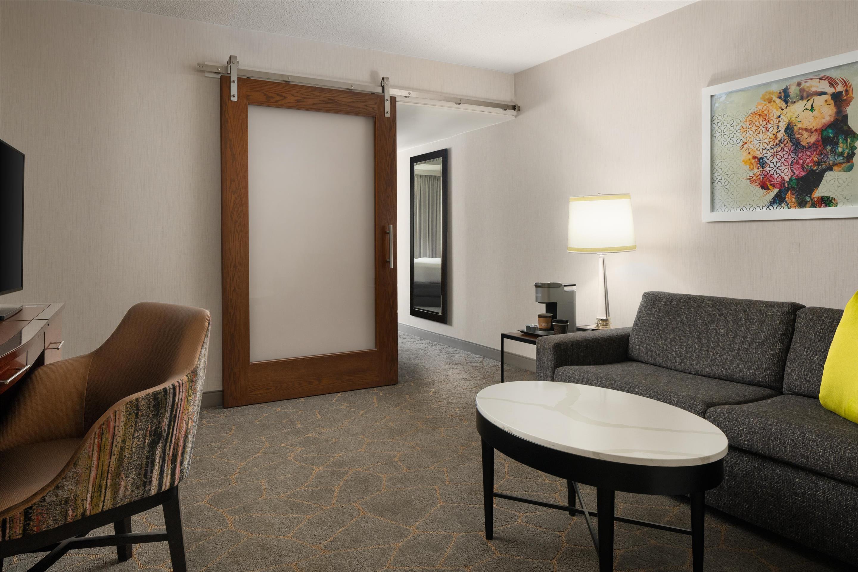 Guest room