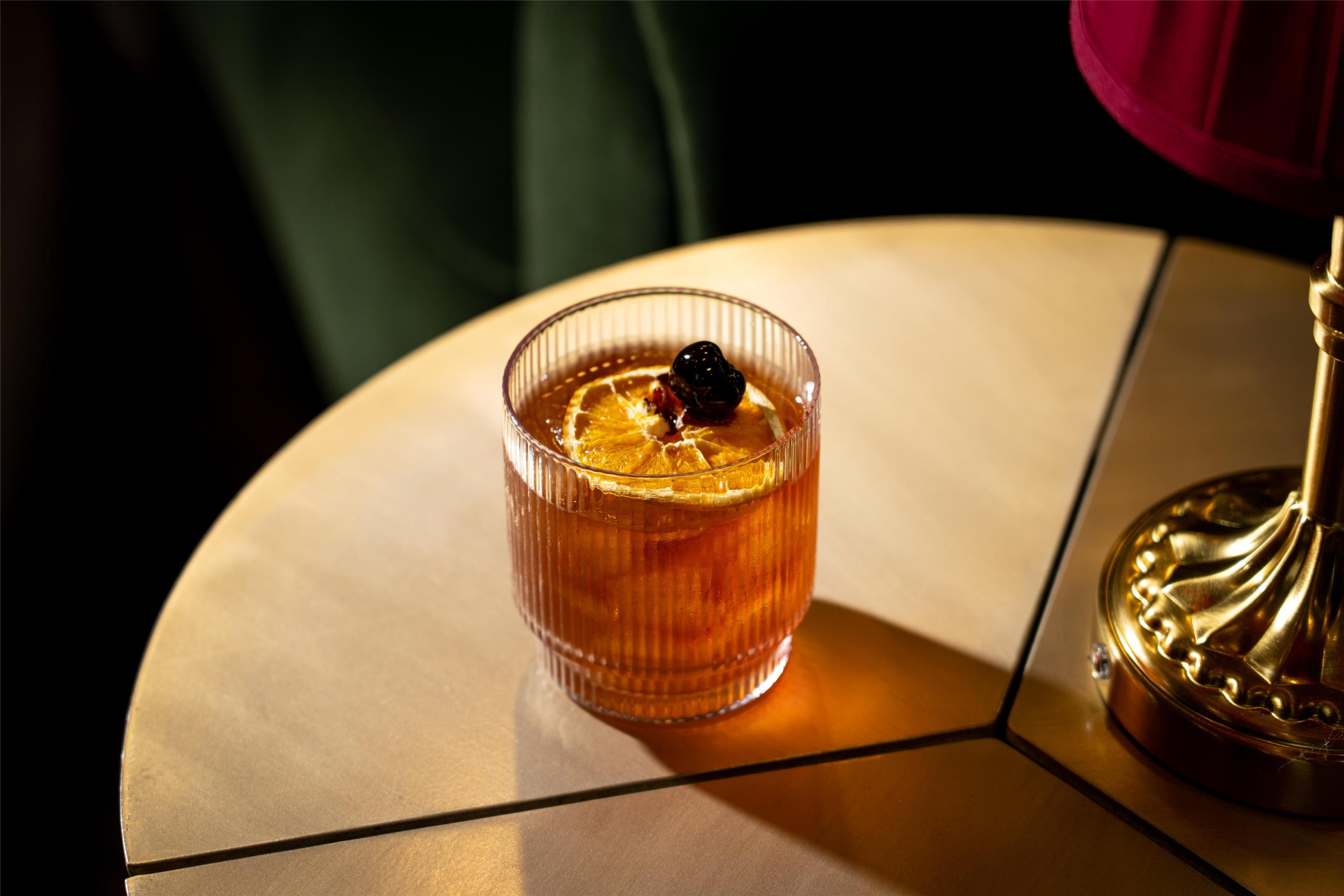 BarLounge | DoubleTree by Hilton Fairfield Hotel & Suites