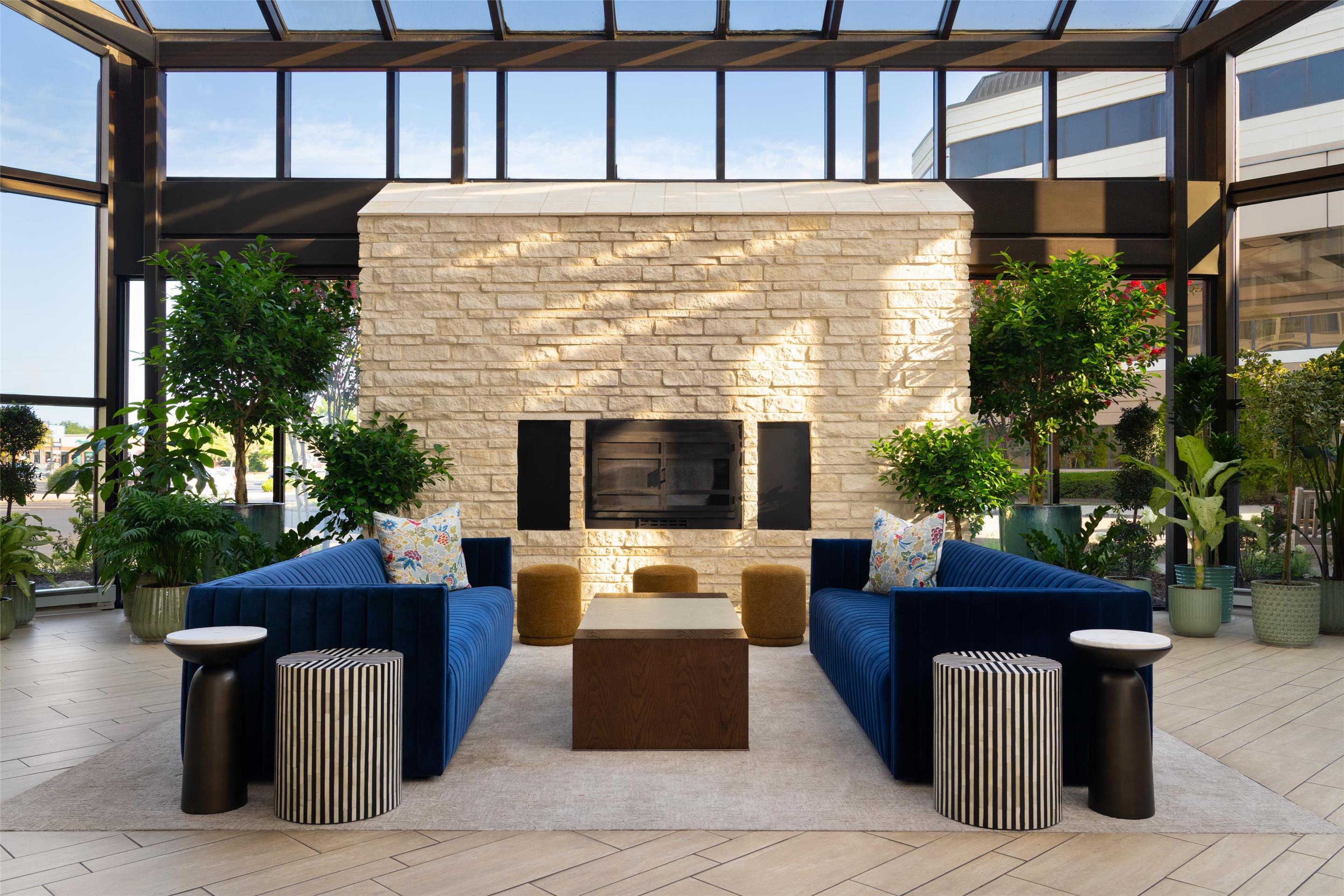 Exterior | DoubleTree by Hilton Fairfield Hotel & Suites