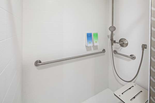  - Home2 Suites by Hilton Airport Alameda